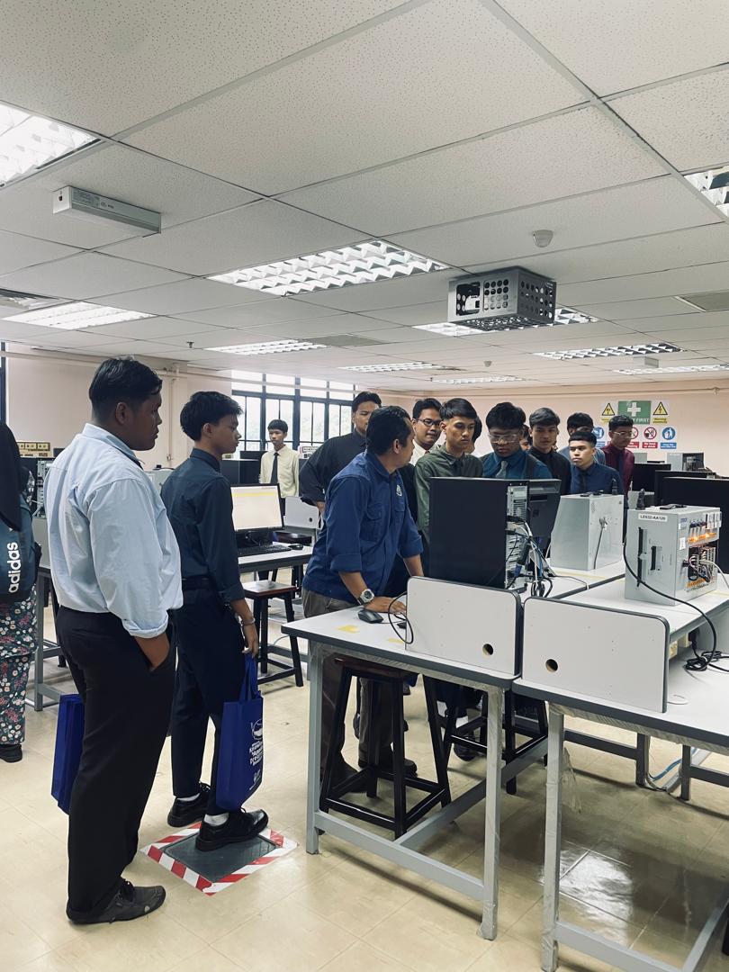 Hari Terbuka Jabatan Teknologi Elektrik & Elektronik, UniKL BMI